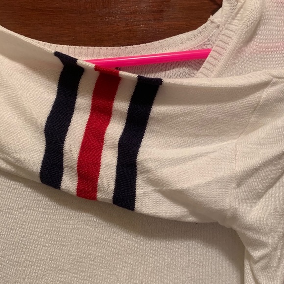 Pink Rose thin sweater - Picture 2 of 3